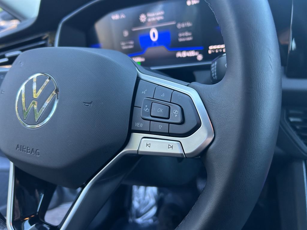 Used 2025 Volkswagen Jetta S image 18