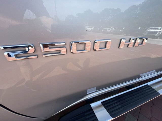 Used 2021 Chevrolet Silverado 2500 High Country w/ Z71 Off-Road Package AWD/4WD image 23
