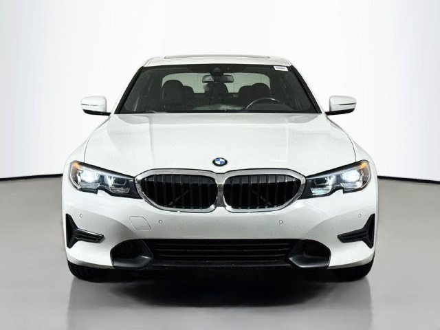 Used 2020 BMW 330i Sedan w/ Driving Assistance Package RWD image 2