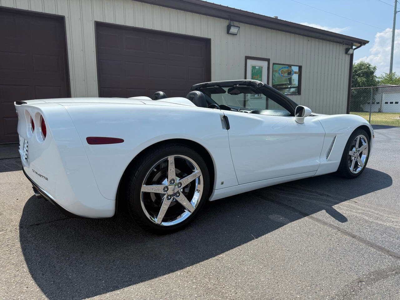 Used 2006 Chevrolet Corvette Convertible w/ Preferred Equipment Group image 13