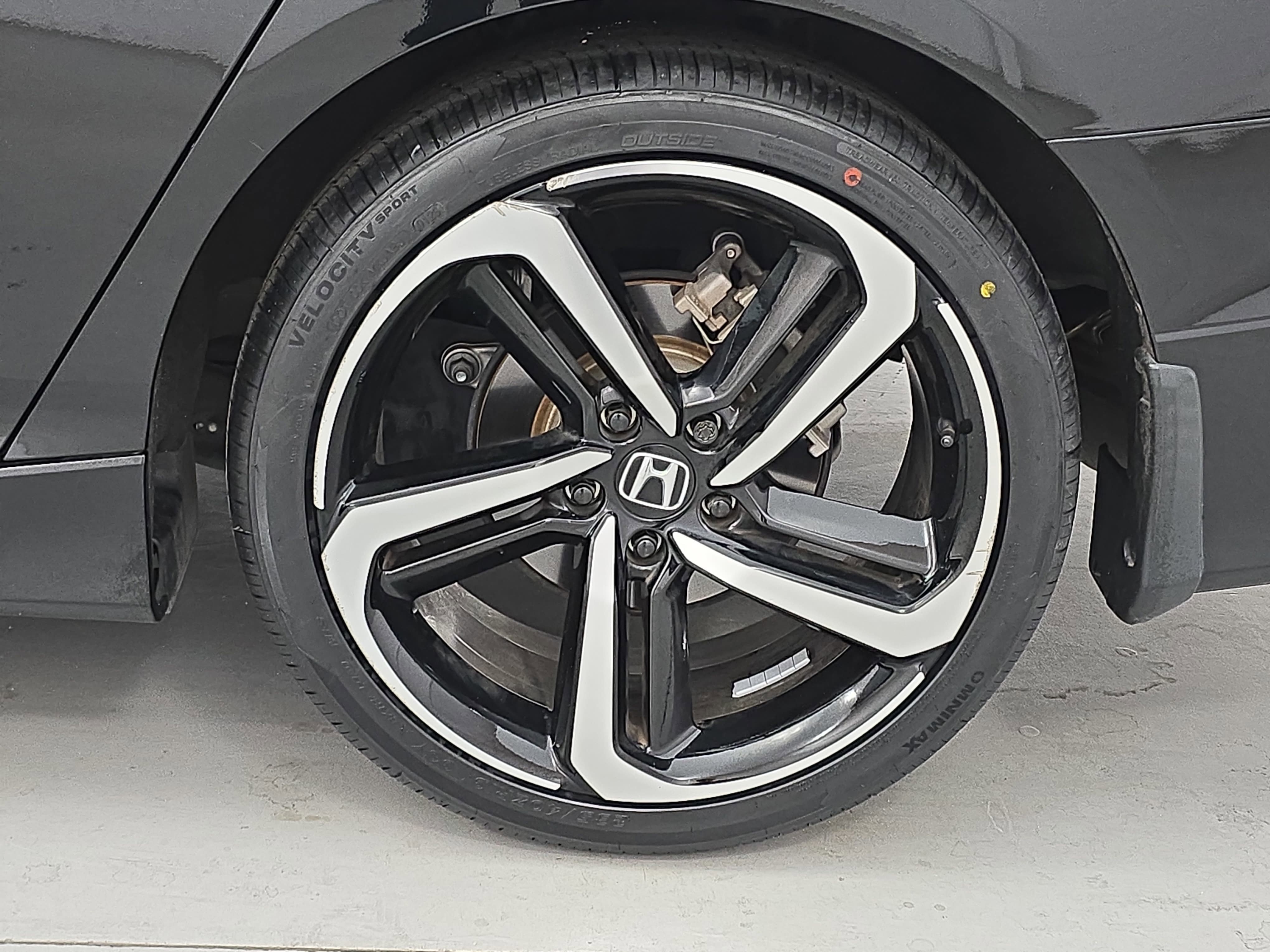 Used 2022 Honda Accord Sport image 32