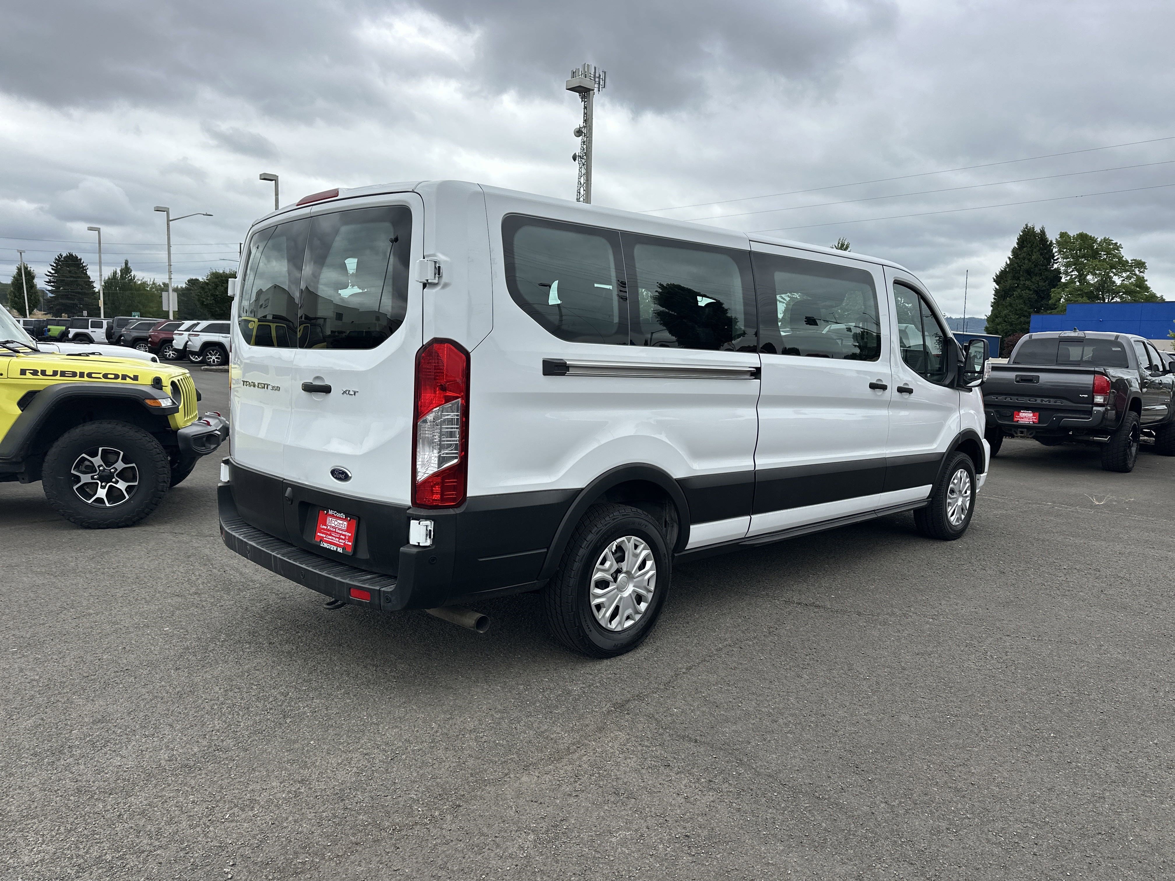Used 2022 Ford Transit 350 XLT image 6