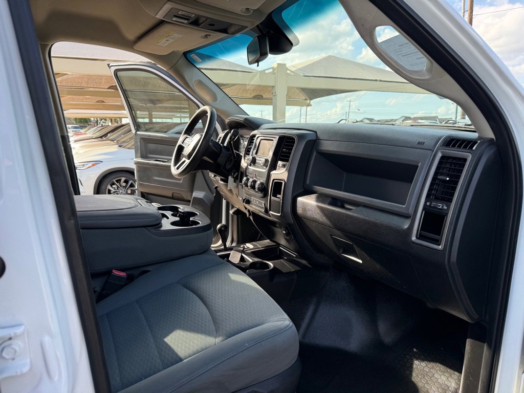 Used 2013 RAM 2500 Tradesman w/ Chrome Appearance Group AWD/4WD image 19