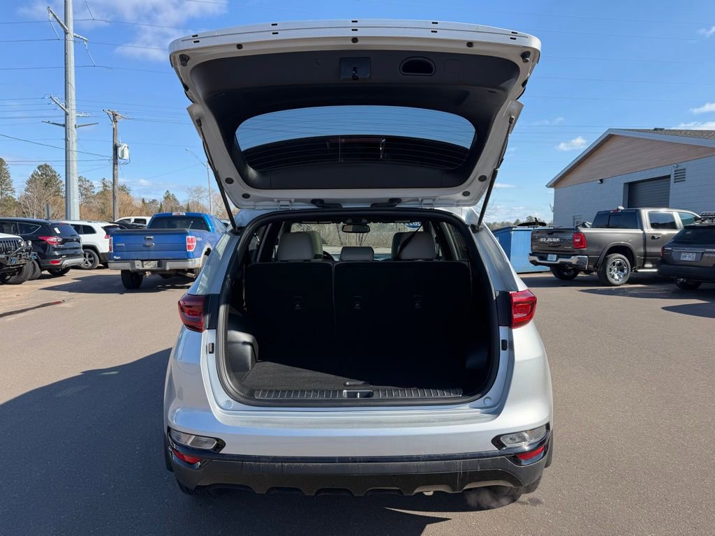 Used 2022 Kia Sportage Nightfall Edition image 21