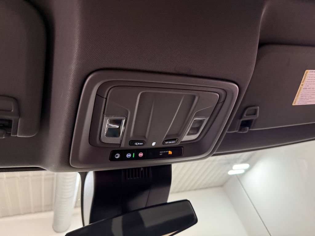 Used 2024 Chevrolet Silverado 1500 Custom AWD/4WD image 78
