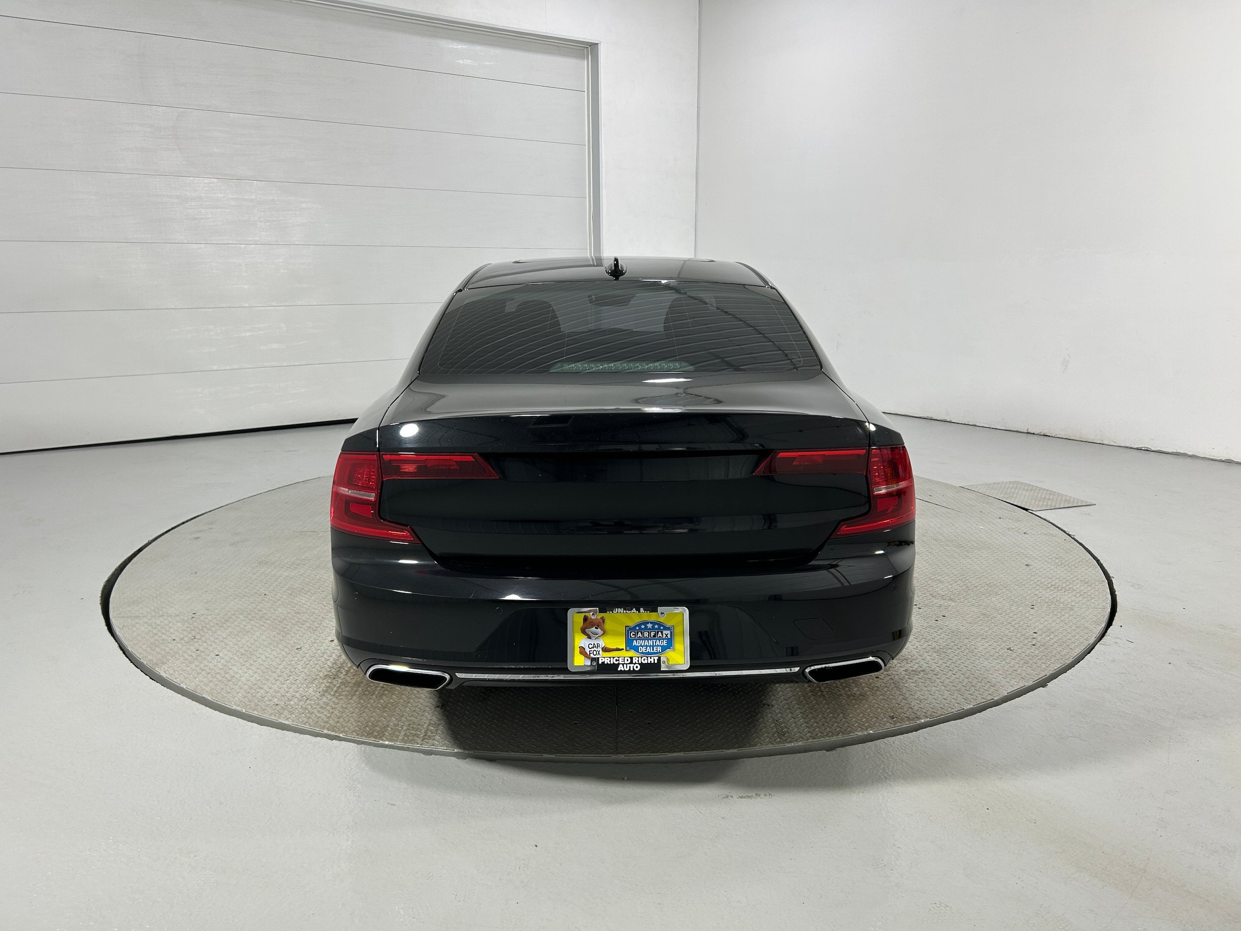 Used 2018 Volvo S90 T6 Inscription w/ Convenience Package AWD/4WD image 33