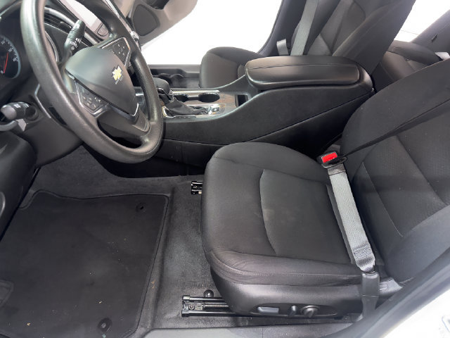 Used 2025 Chevrolet Malibu LT FWD image 10