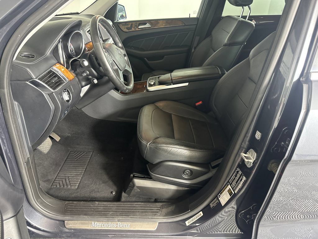 Used 2015 Mercedes-Benz GL 450 4MATIC image 9