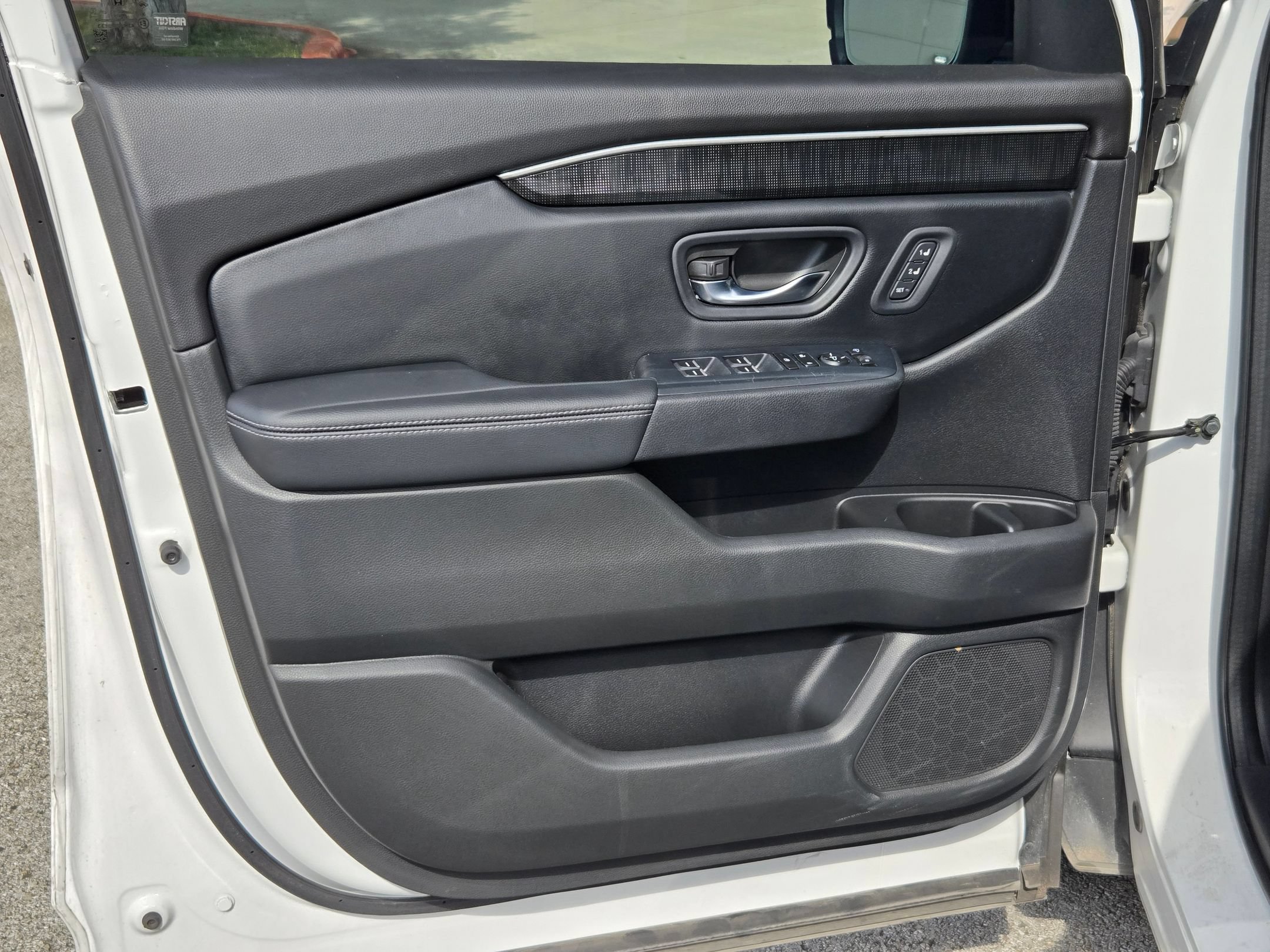 Used 2023 Honda Pilot Elite image 10
