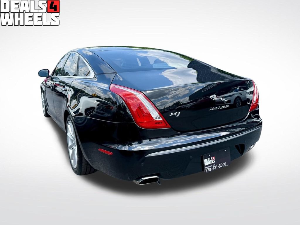 Used 2012 Jaguar XJ RWD image 10