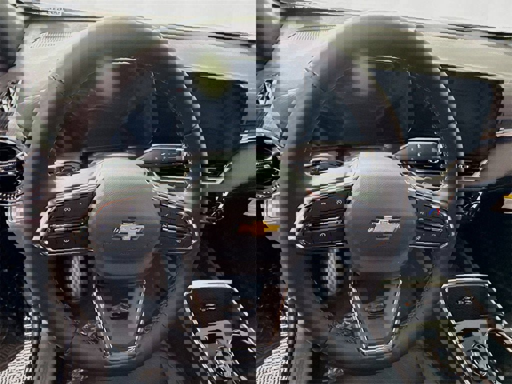 New 2026 Chevrolet Equinox LT w/ Convenience Package II image 6