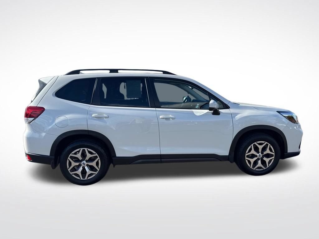 Used 2020 Subaru Forester Premium AWD/4WD image 8