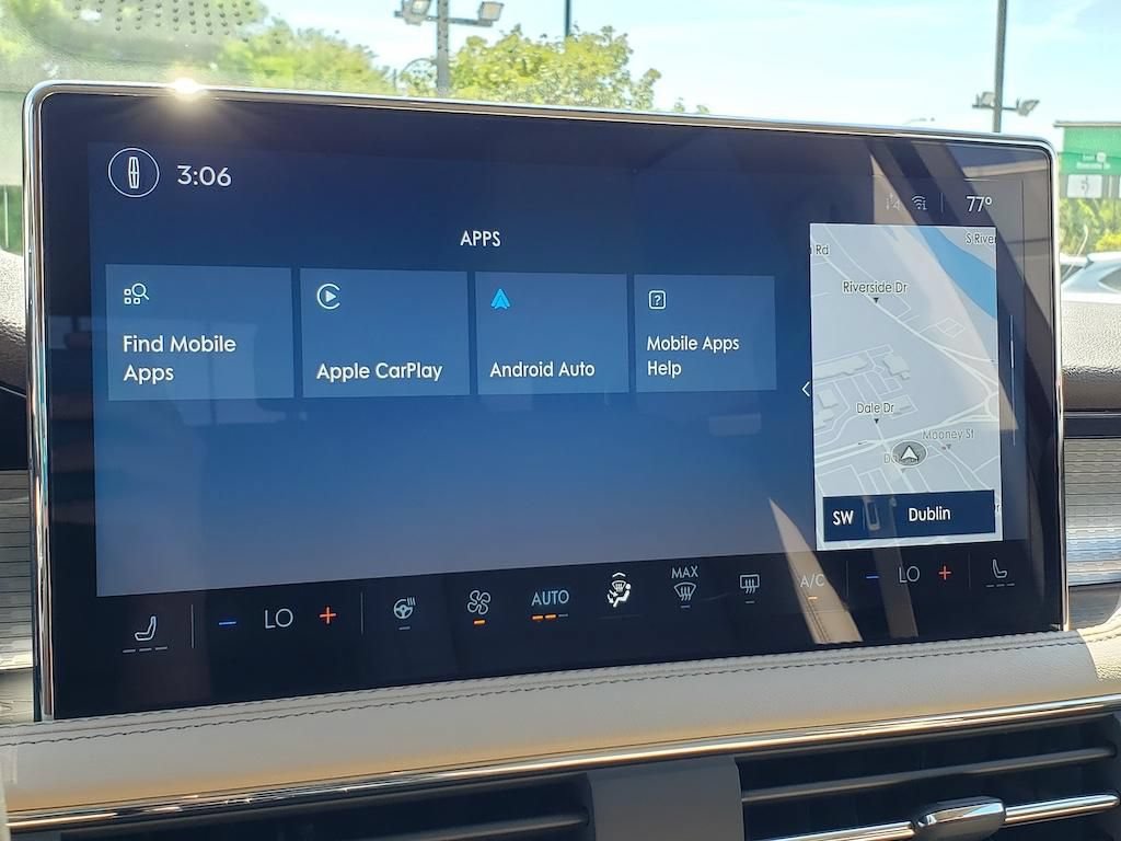 Used 2023 Lincoln Corsair AWD w/ Equipment Group 101A image 25