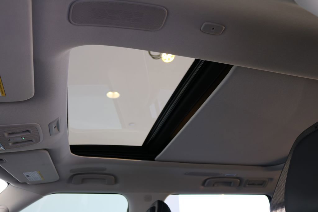 Certified 2025 INFINITI QX80 Sensory image 18