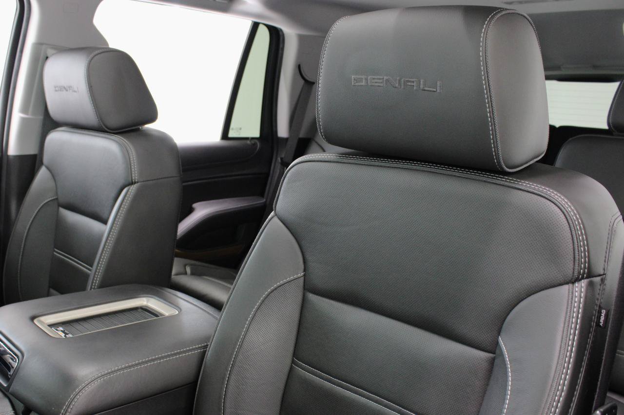 Used 2020 GMC Yukon Denali w/ Denali Premium Package AWD/4WD image 35
