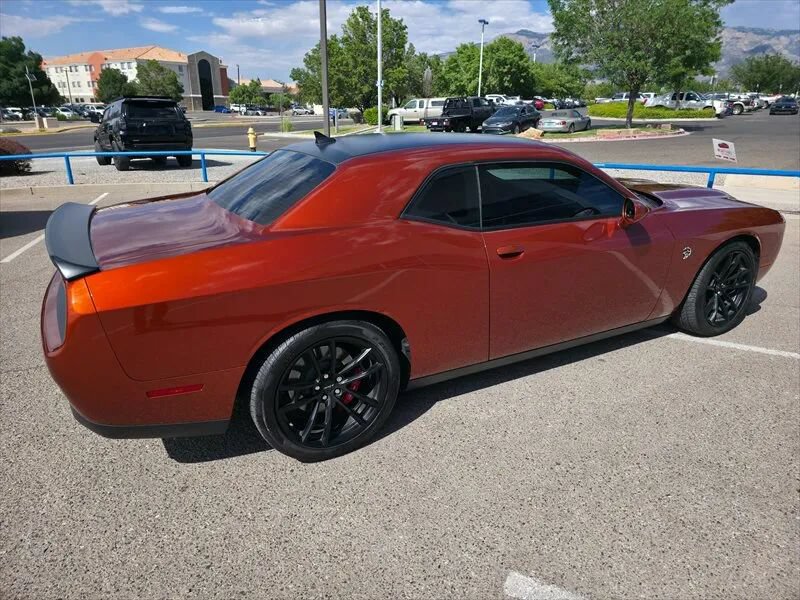 Used 2023 Dodge Challenger SRT Hellcat w/ Driver Convenience Group RWD image 8