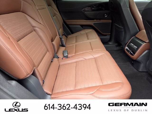 Used 2026 Lincoln Nautilus Reserve AWD/4WD image 34
