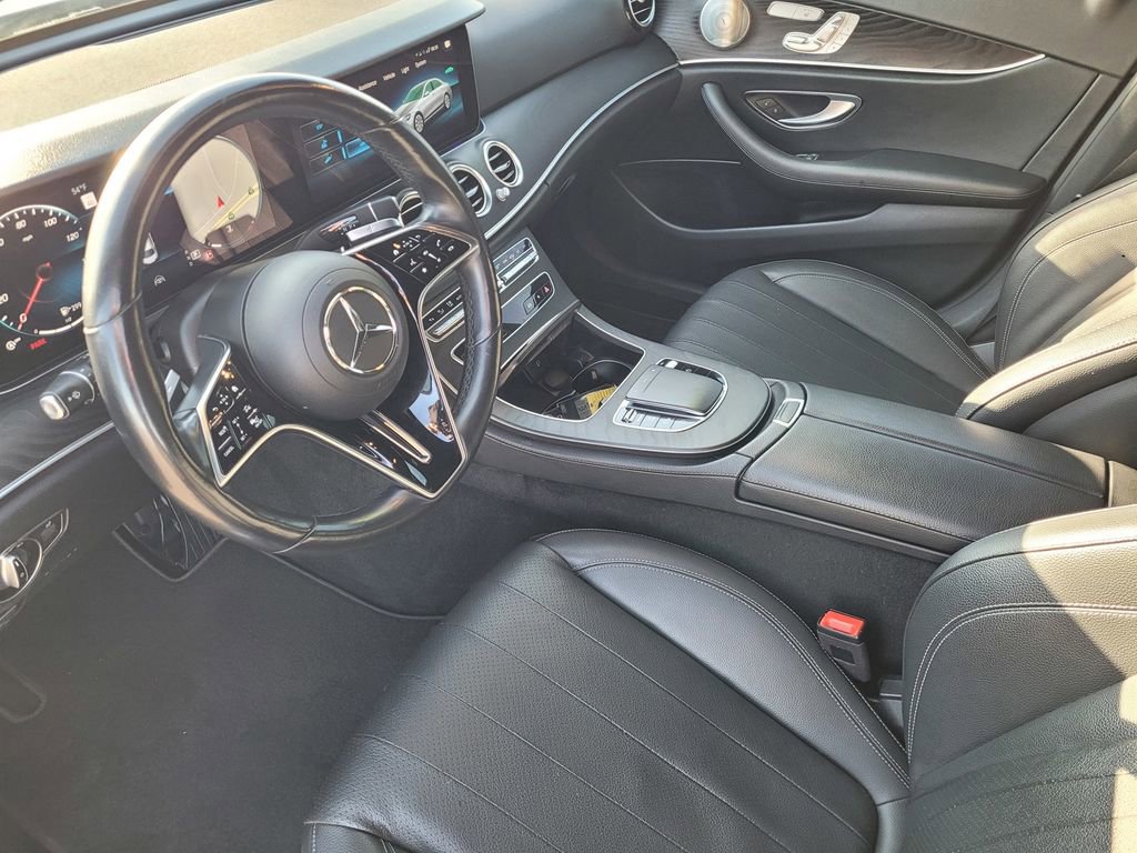 Used 2022 Mercedes-Benz E 350 Sedan image 9