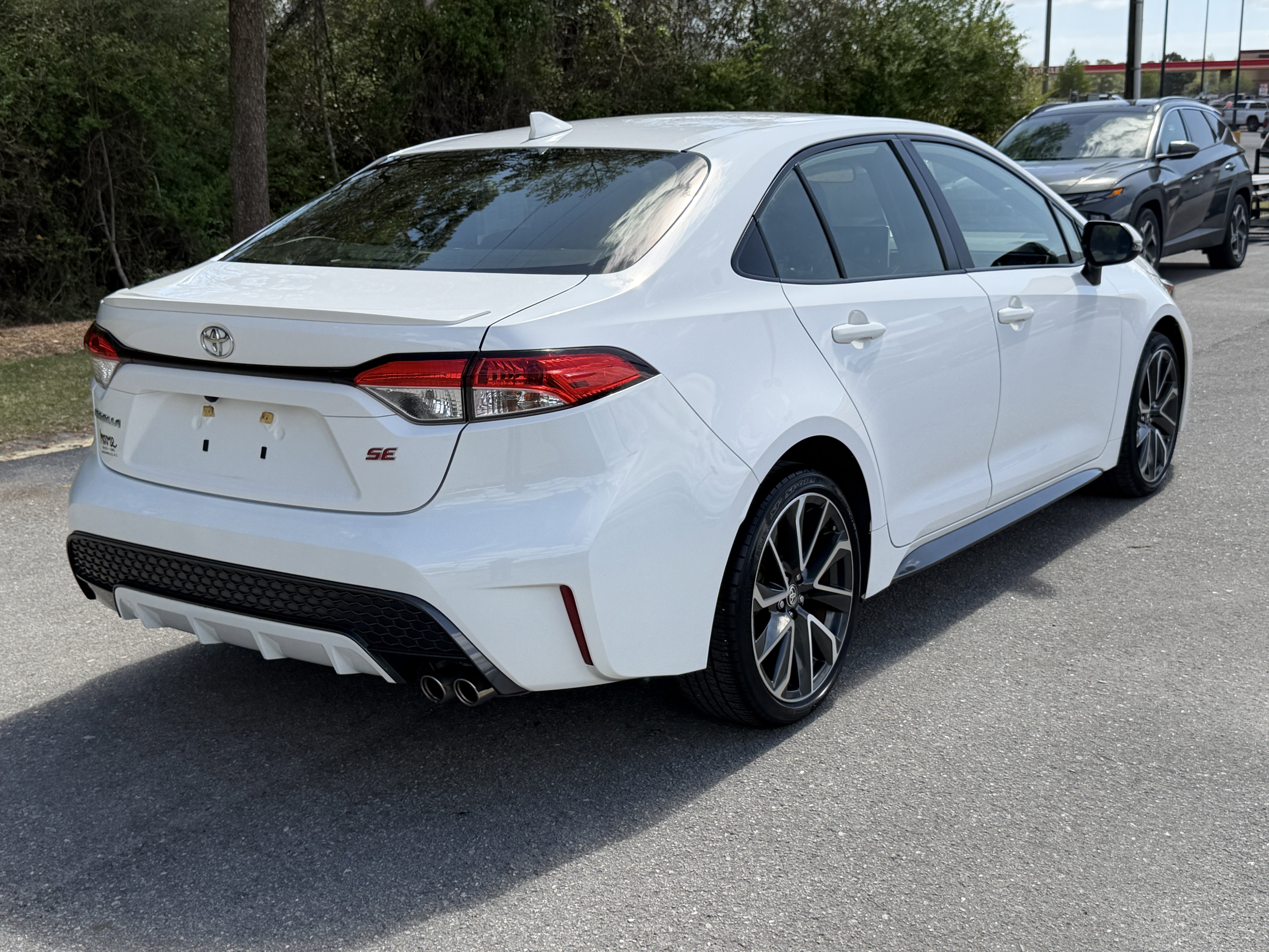 Used 2021 Toyota Corolla SE FWD image 33