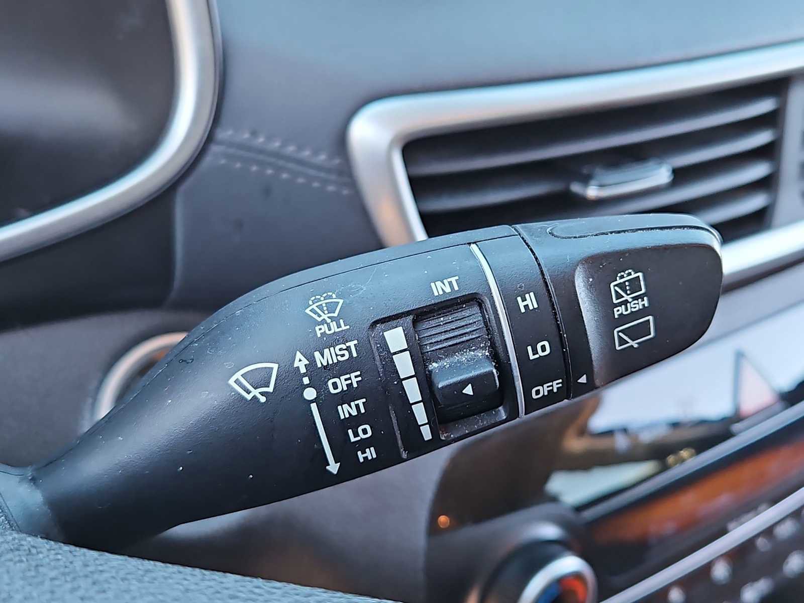 Used 2020 Hyundai Tucson Limited image 26