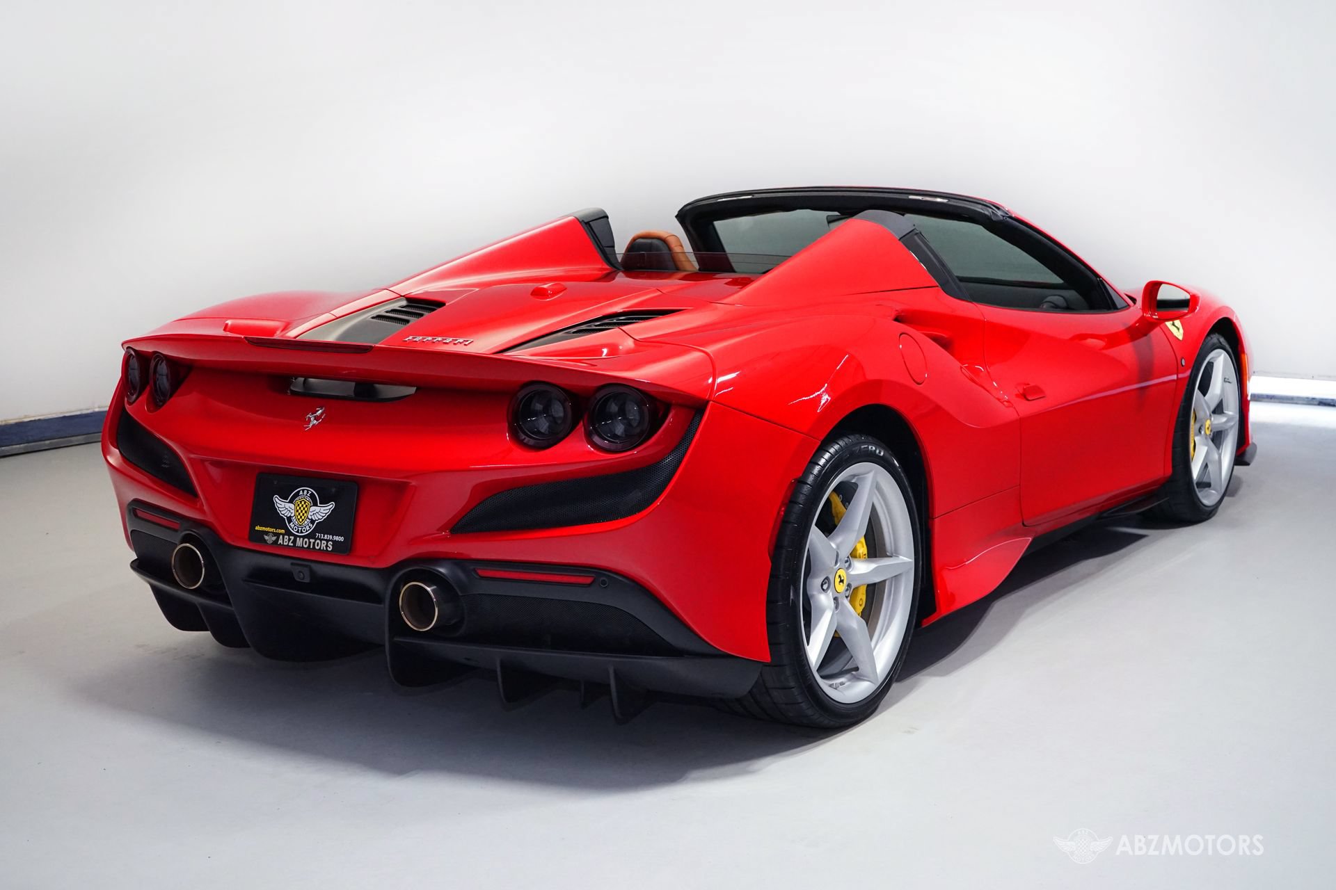 Used 2021 Ferrari F8 Tributo RWD image 5