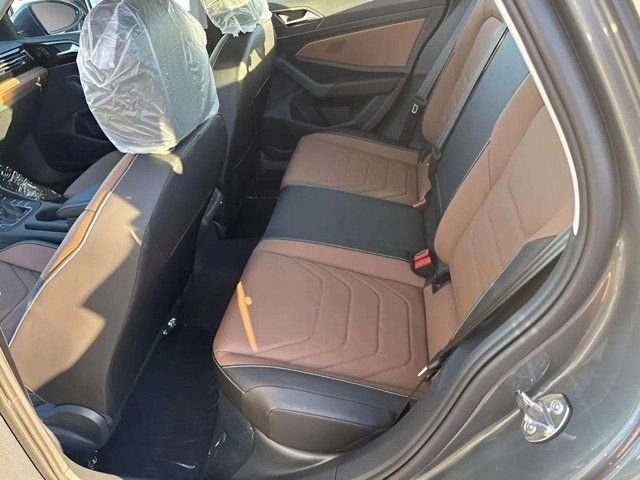 New 2026 Volkswagen Jetta SEL image 9