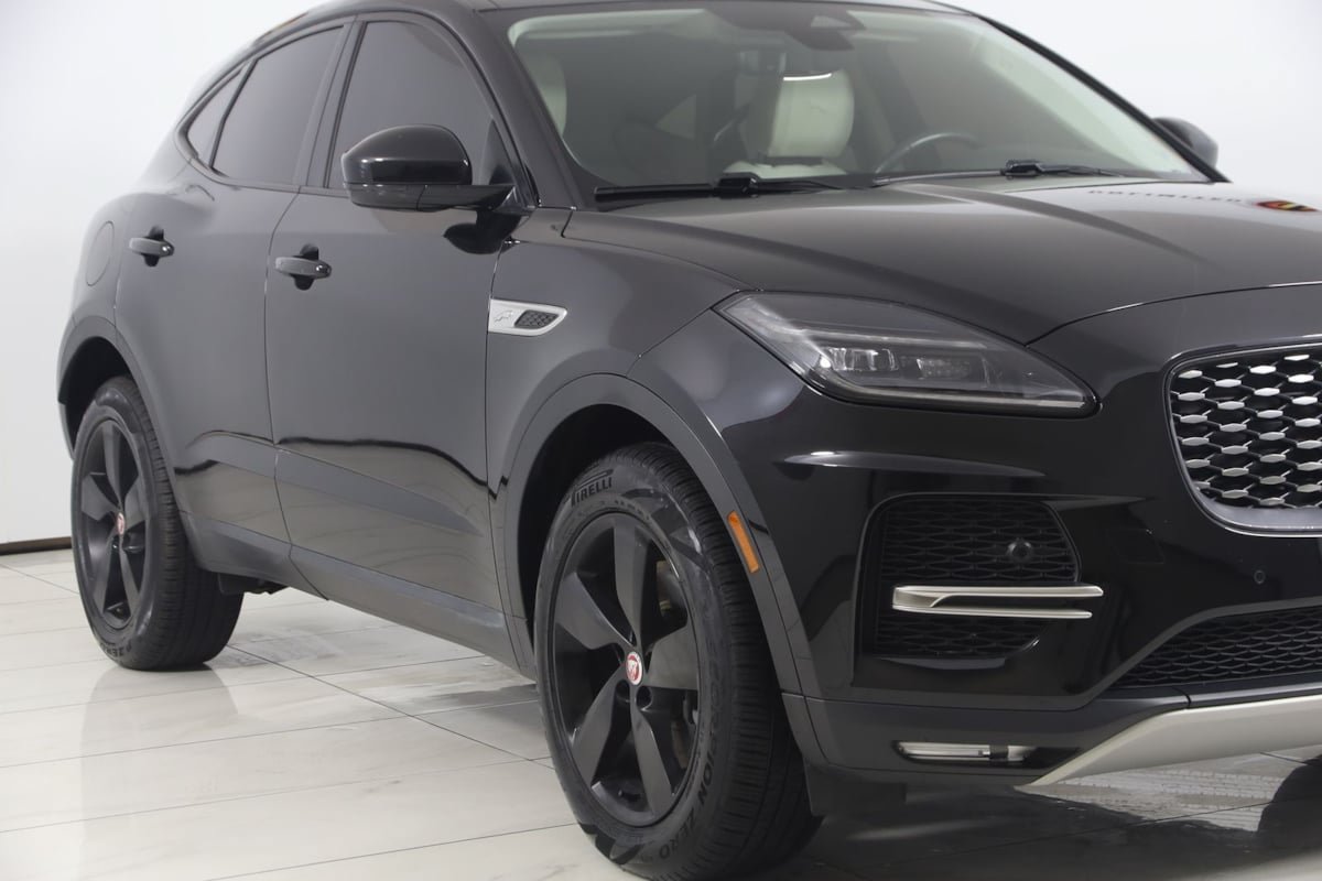 Used 2022 Jaguar E-PACE SE AWD/4WD image 41