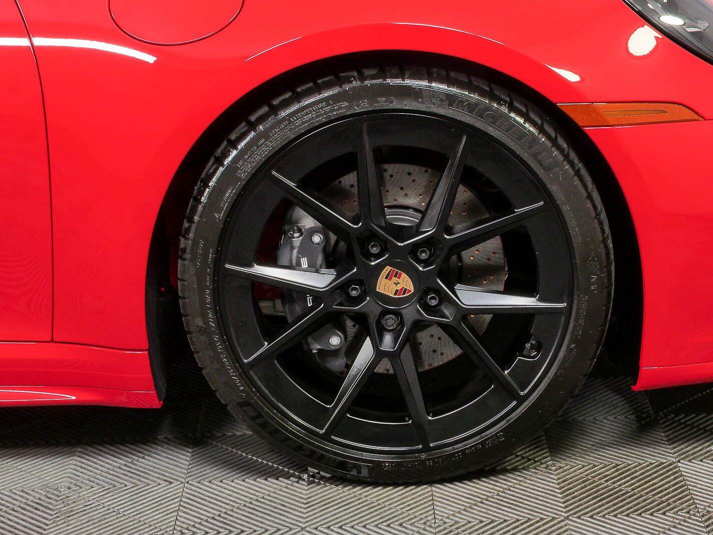 Certified 2026 Porsche 911 Carrera T RWD image 33