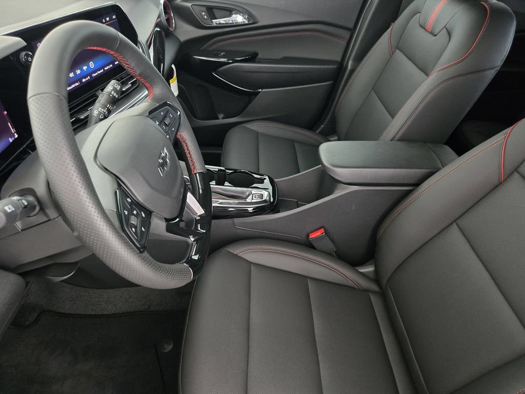 New 2026 Chevrolet Trax RS w/ Sunroof Package FWD image 15