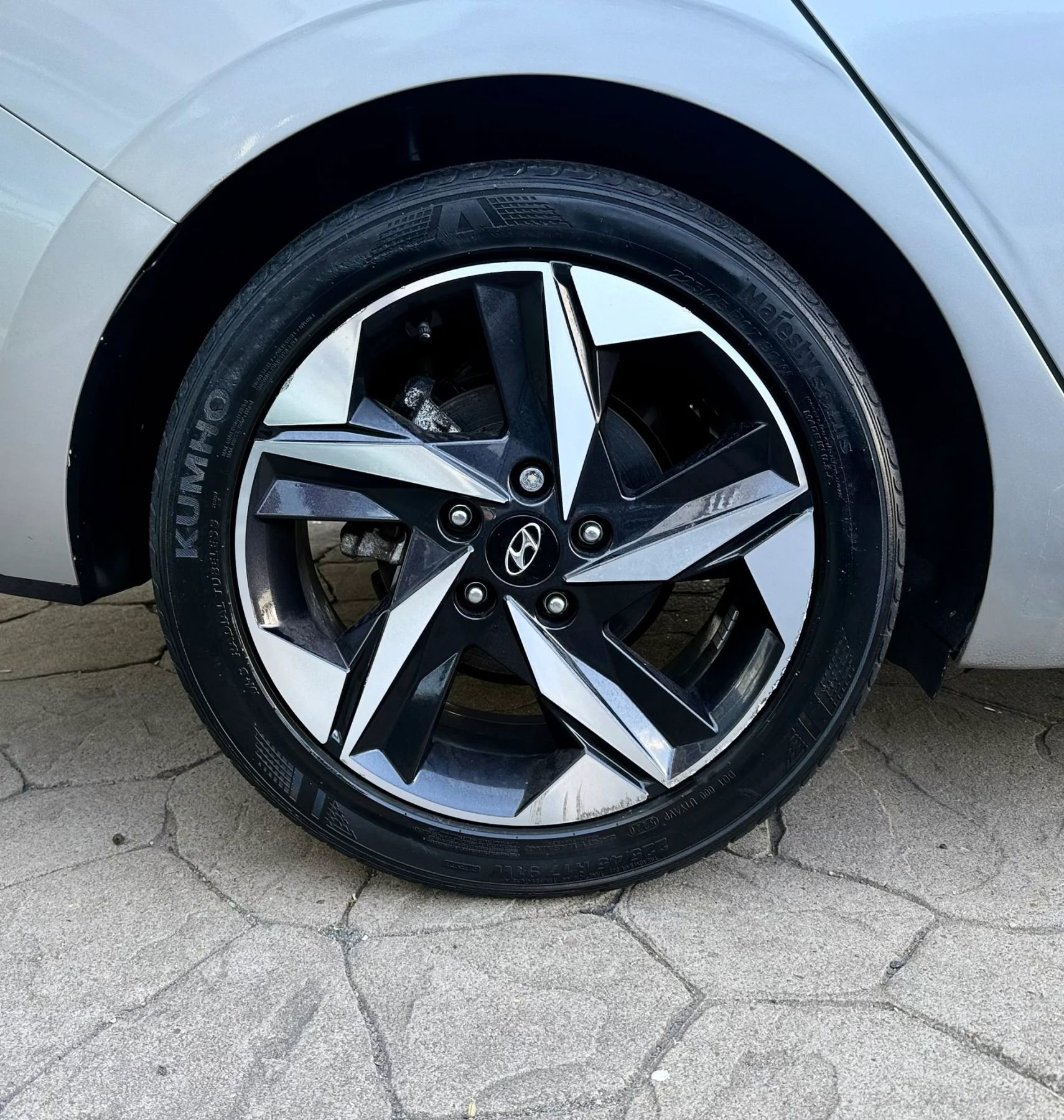 Used 2021 Hyundai Elantra Limited w/ Cargo Package FWD image 48