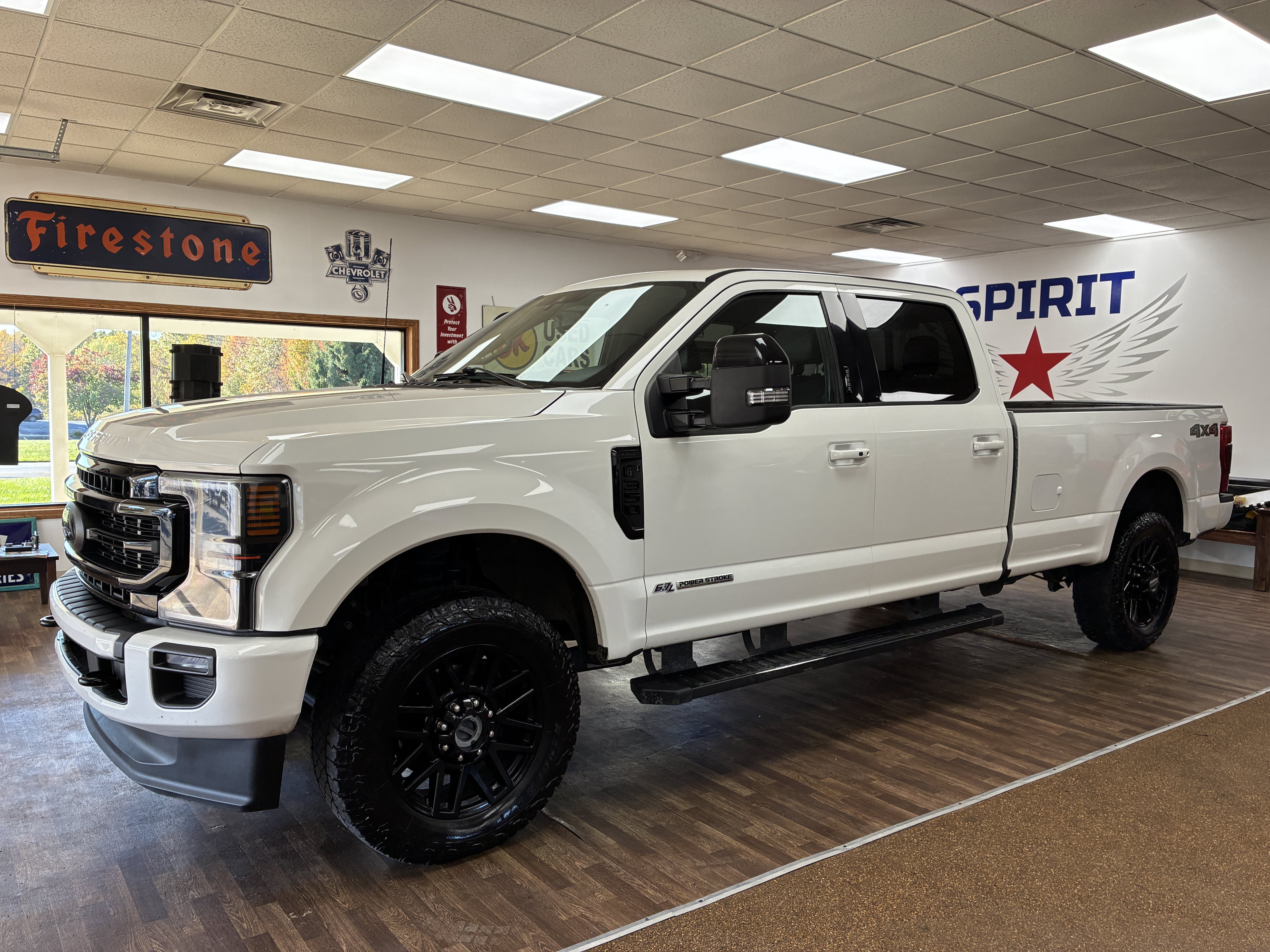 Used 2022 Ford F350 Lariat w/ Black Appearance Package AWD/4WD image 1