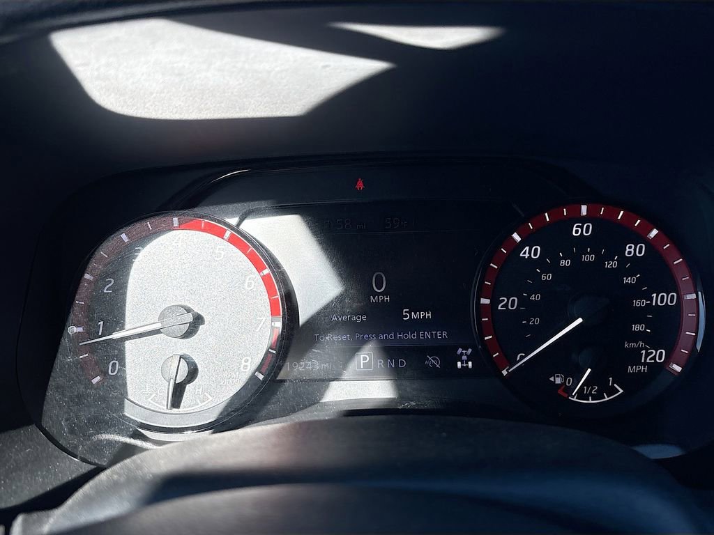 Used 2024 Nissan Frontier PRO-4X w/ Off-Road Protection Package AWD/4WD image 12