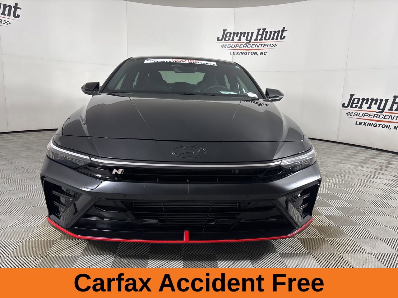 Used 2025 Hyundai Elantra N image 3