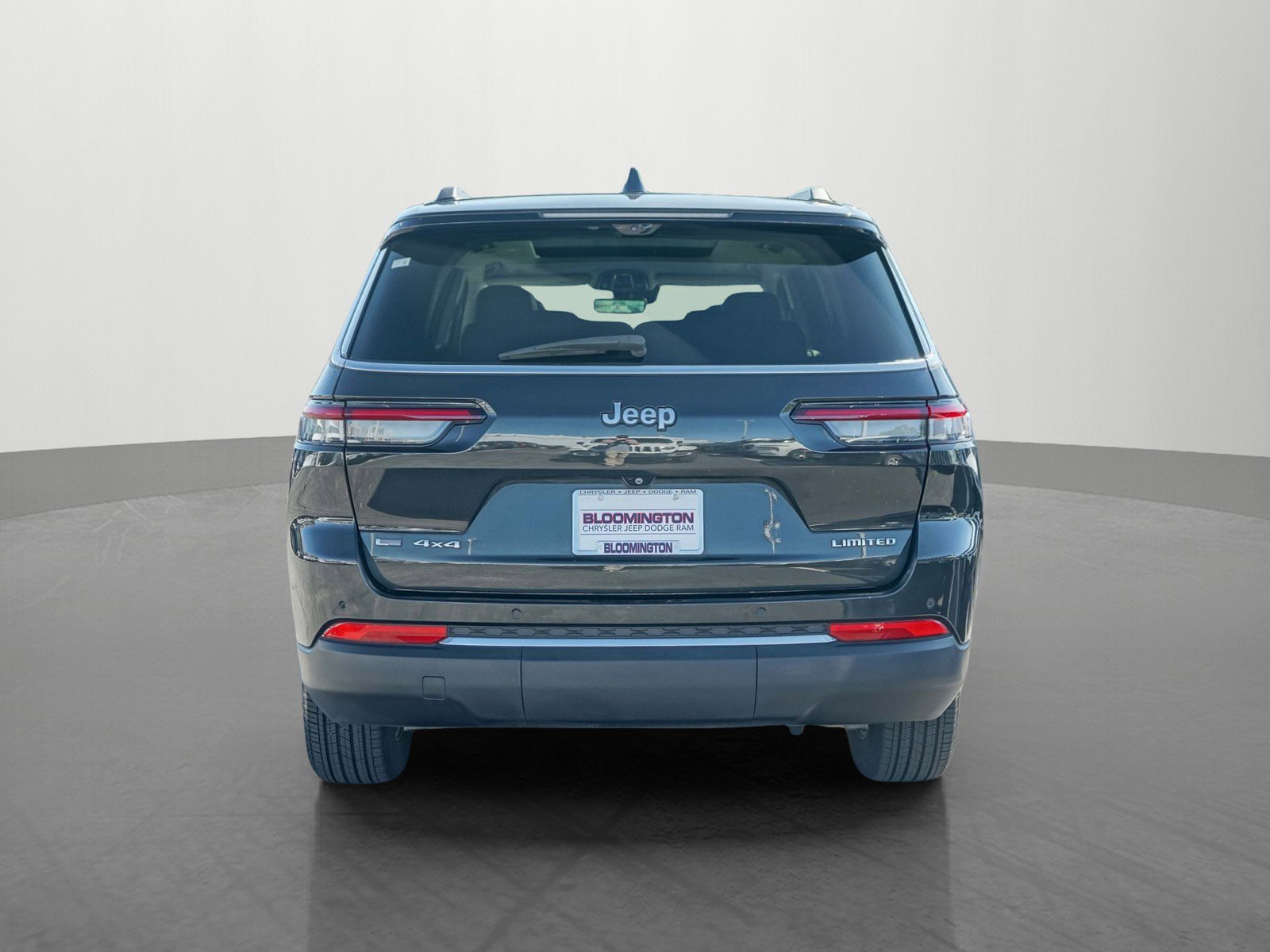 Used 2022 Jeep Grand Cherokee L Limited w/ Luxury Tech Group II image 6