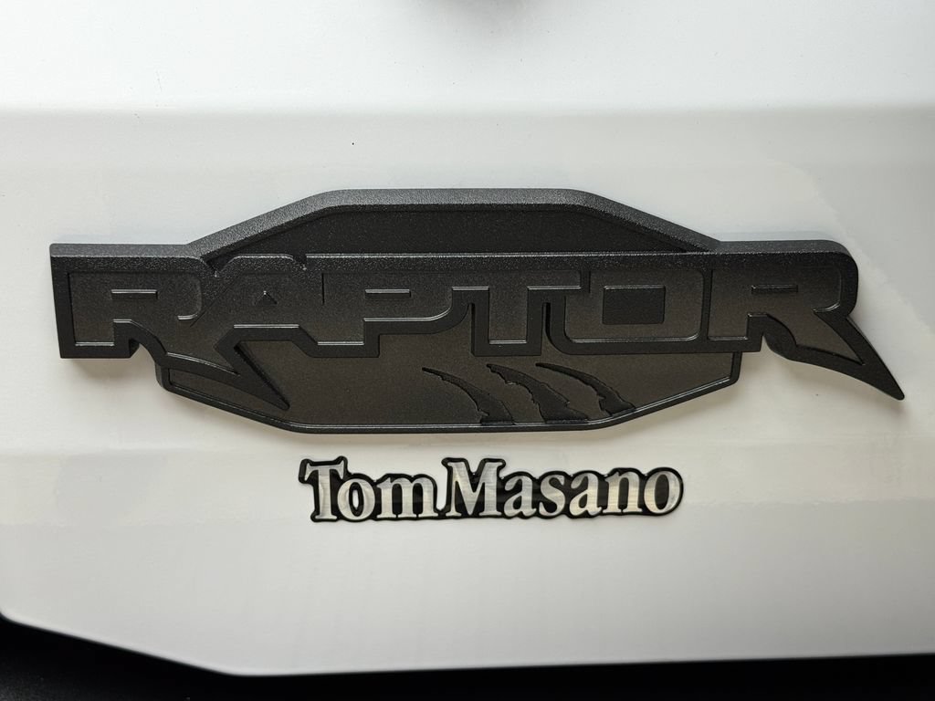 New 2026 Ford Bronco Raptor w/ Interior Carbon Fiber Pack AWD/4WD image 3