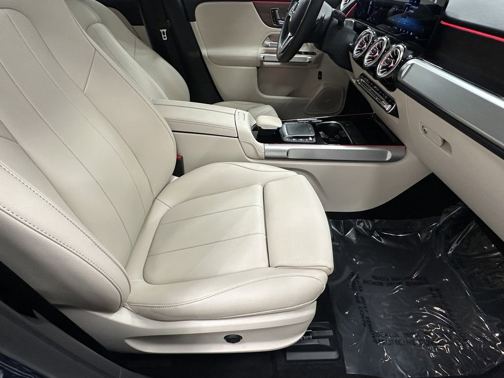Certified 2023 Mercedes-Benz EQB 300 4MATIC image 13
