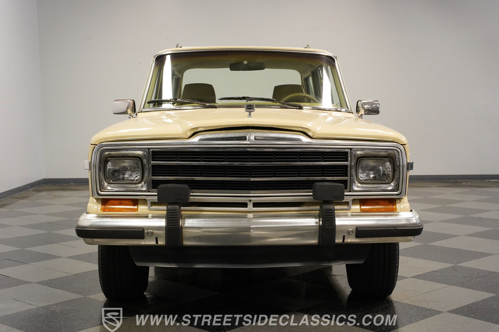 Used 1989 Jeep Grand Wagoneer AWD/4WD image 17