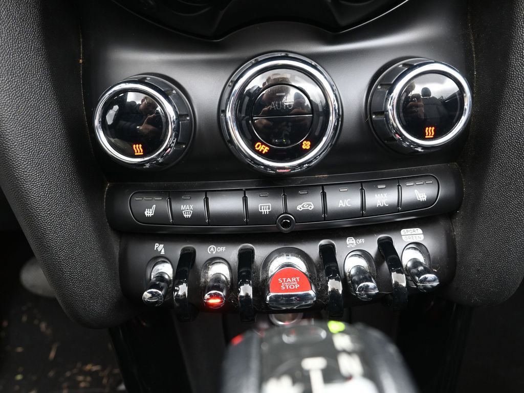 Used 2019 MINI Cooper S image 17