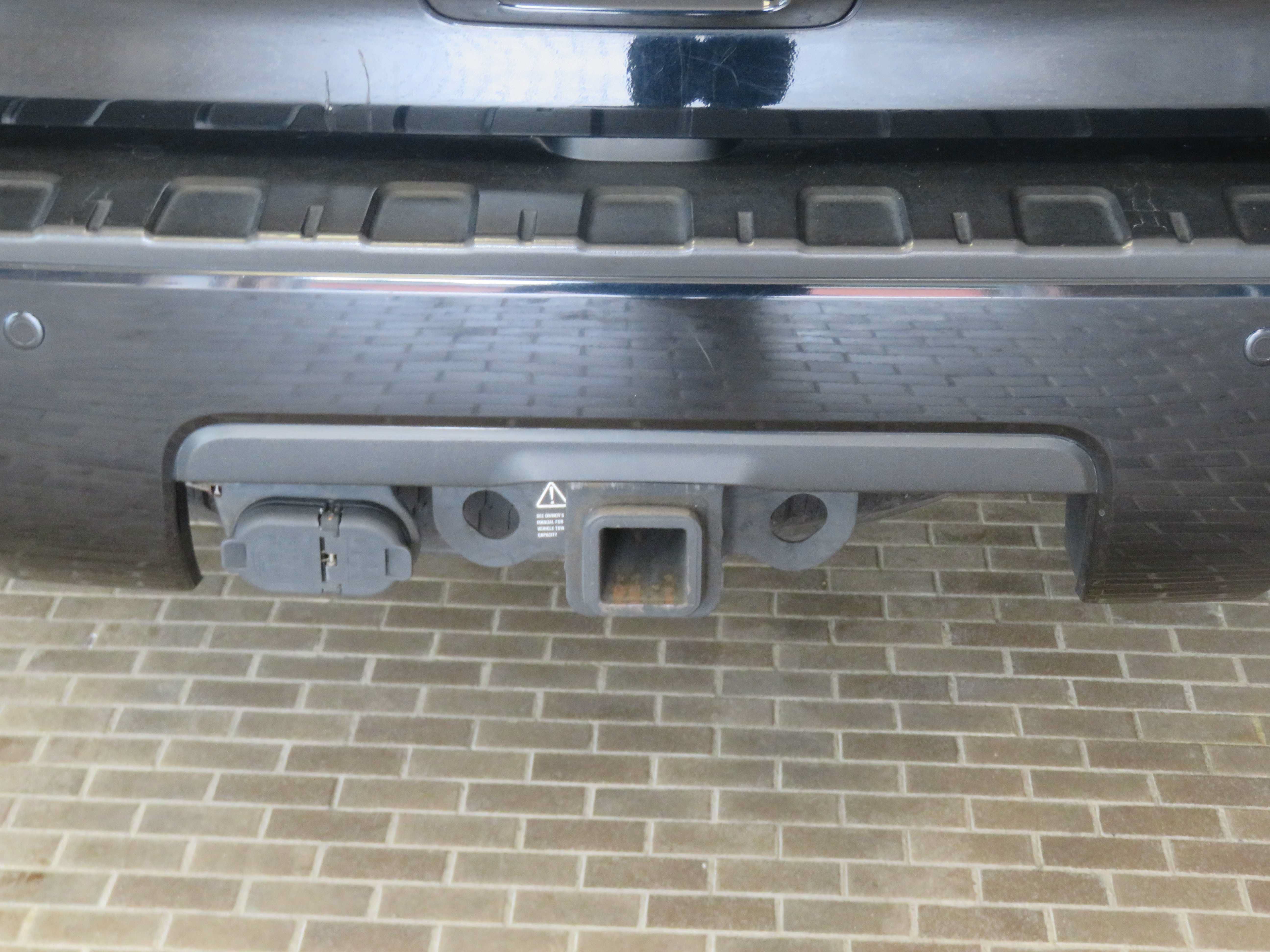 Used 2020 Toyota Sequoia Limited w/ Safety & Convenience Package AWD/4WD image 84