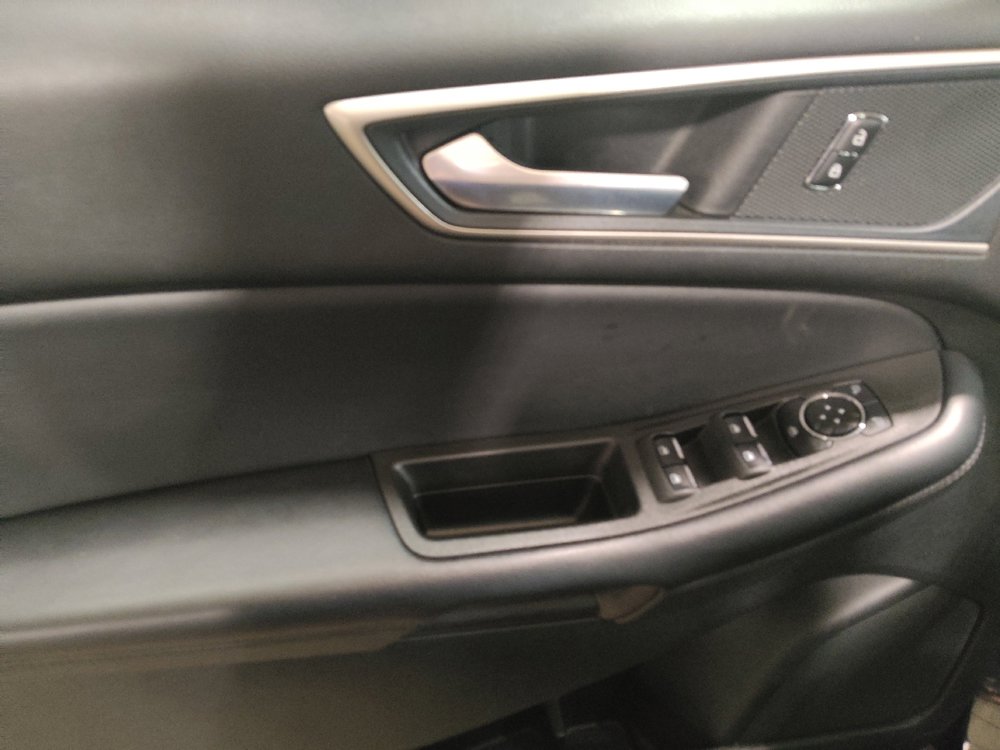 Used 2024 Ford Edge SEL image 27