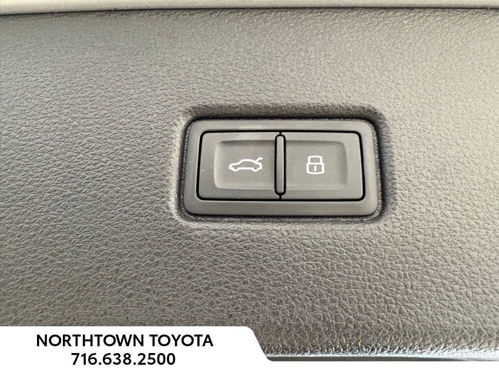 Used 2022 Audi Q5 2.0T Premium Plus image 8