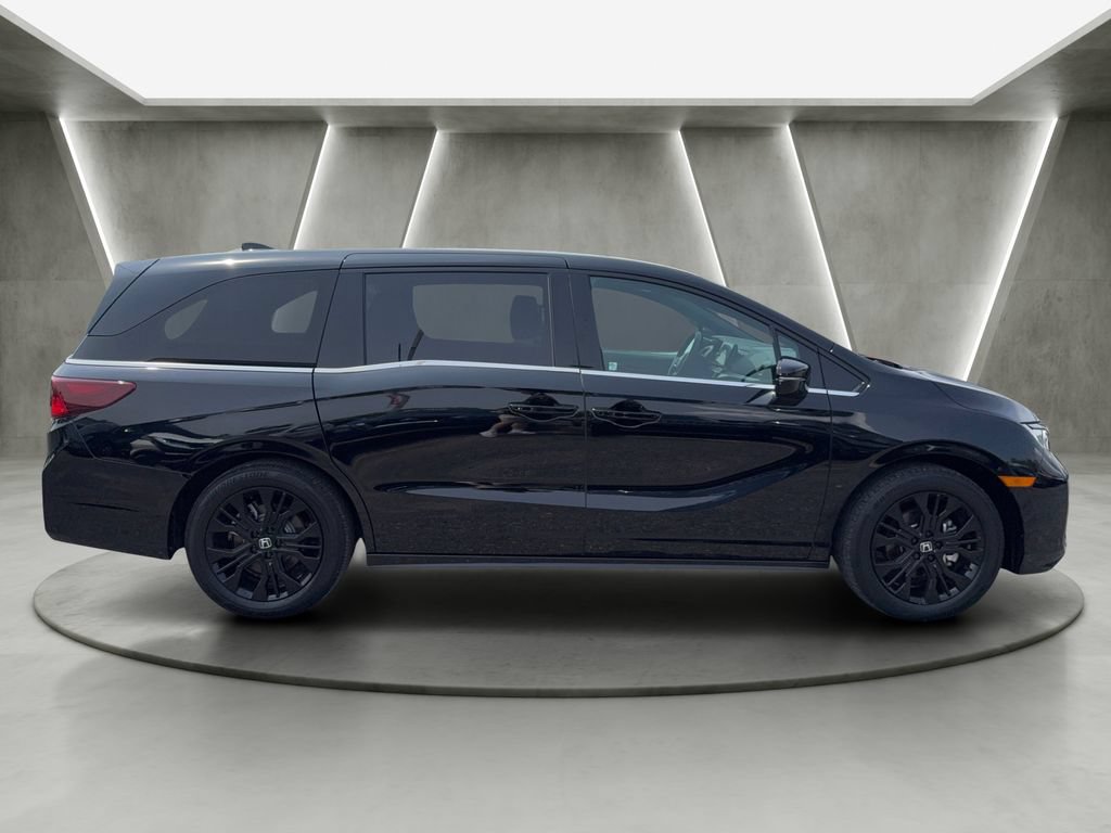 Used 2025 Honda Odyssey Sport-L image 6