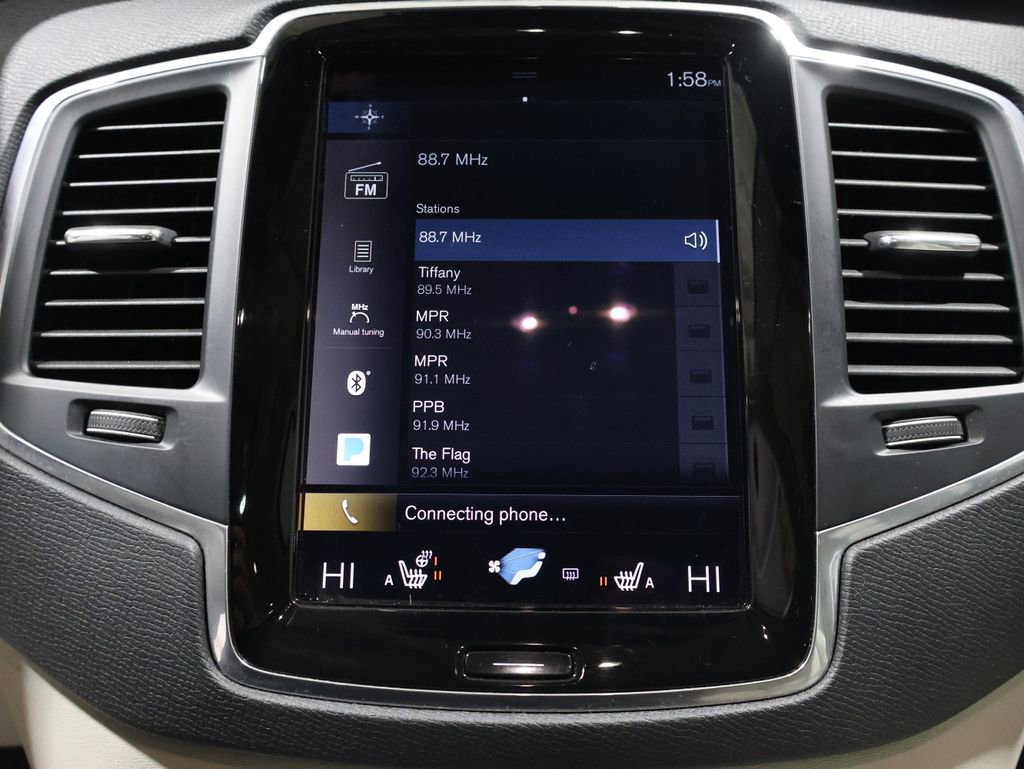 Used 2020 Volvo XC90 T6 Momentum image 30