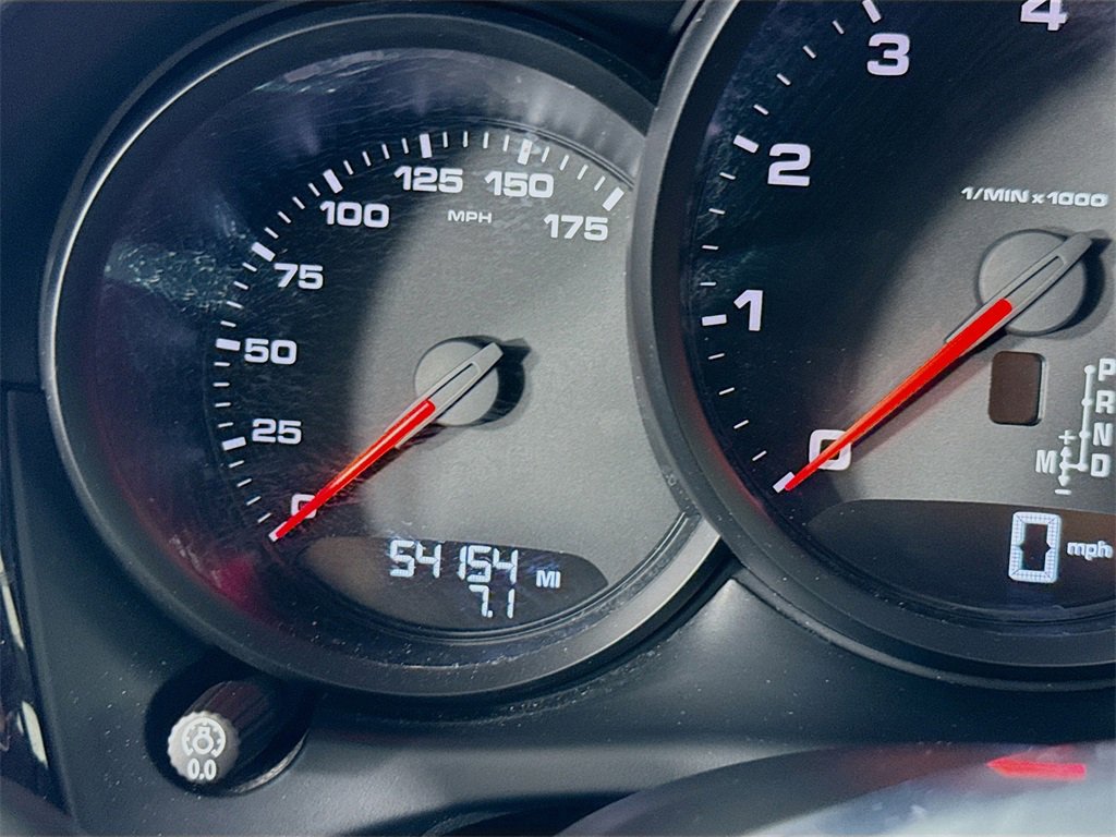 Used 2021 Porsche Macan image 13