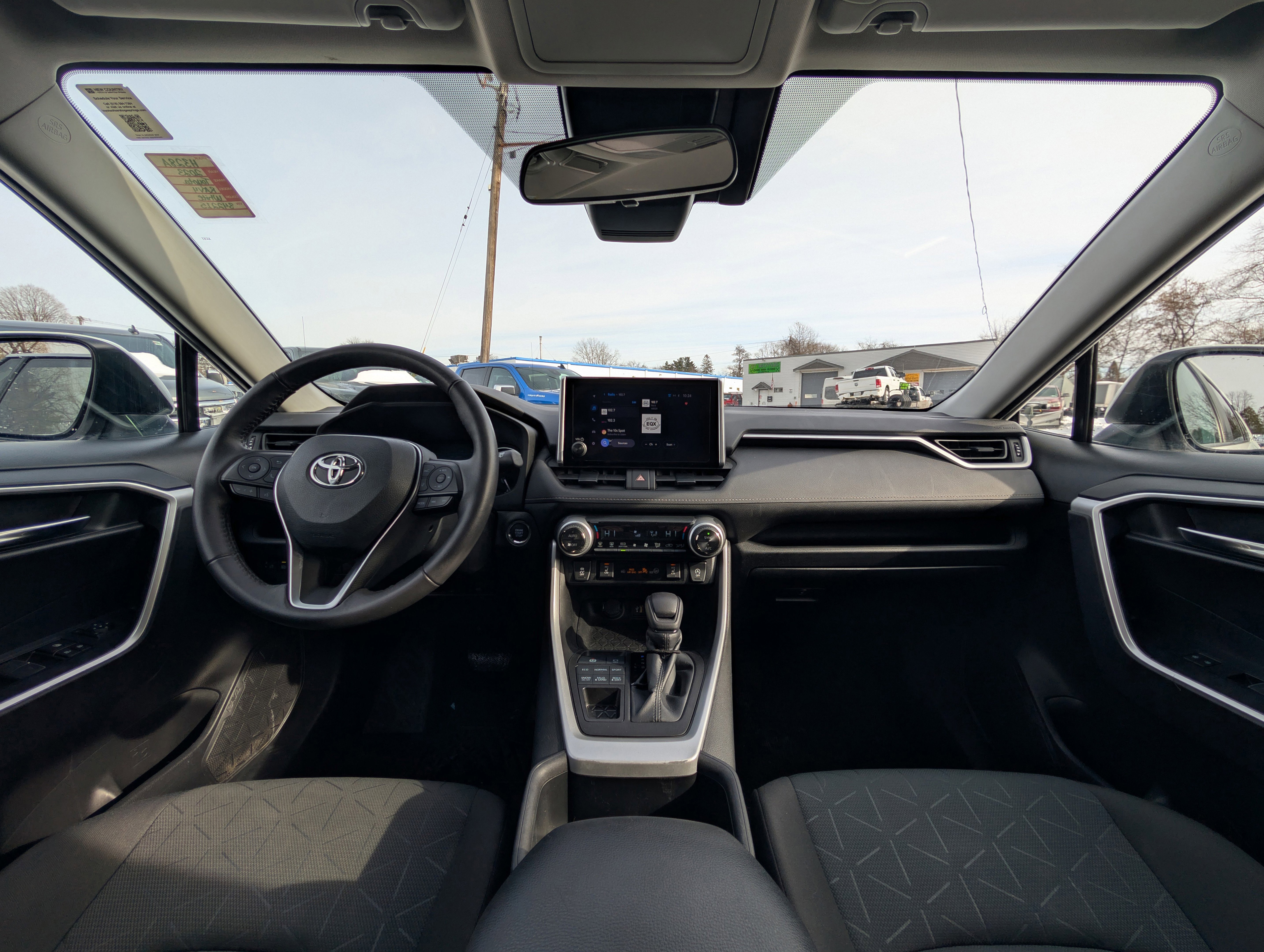 Used 2023 Toyota RAV4 XLE image 2