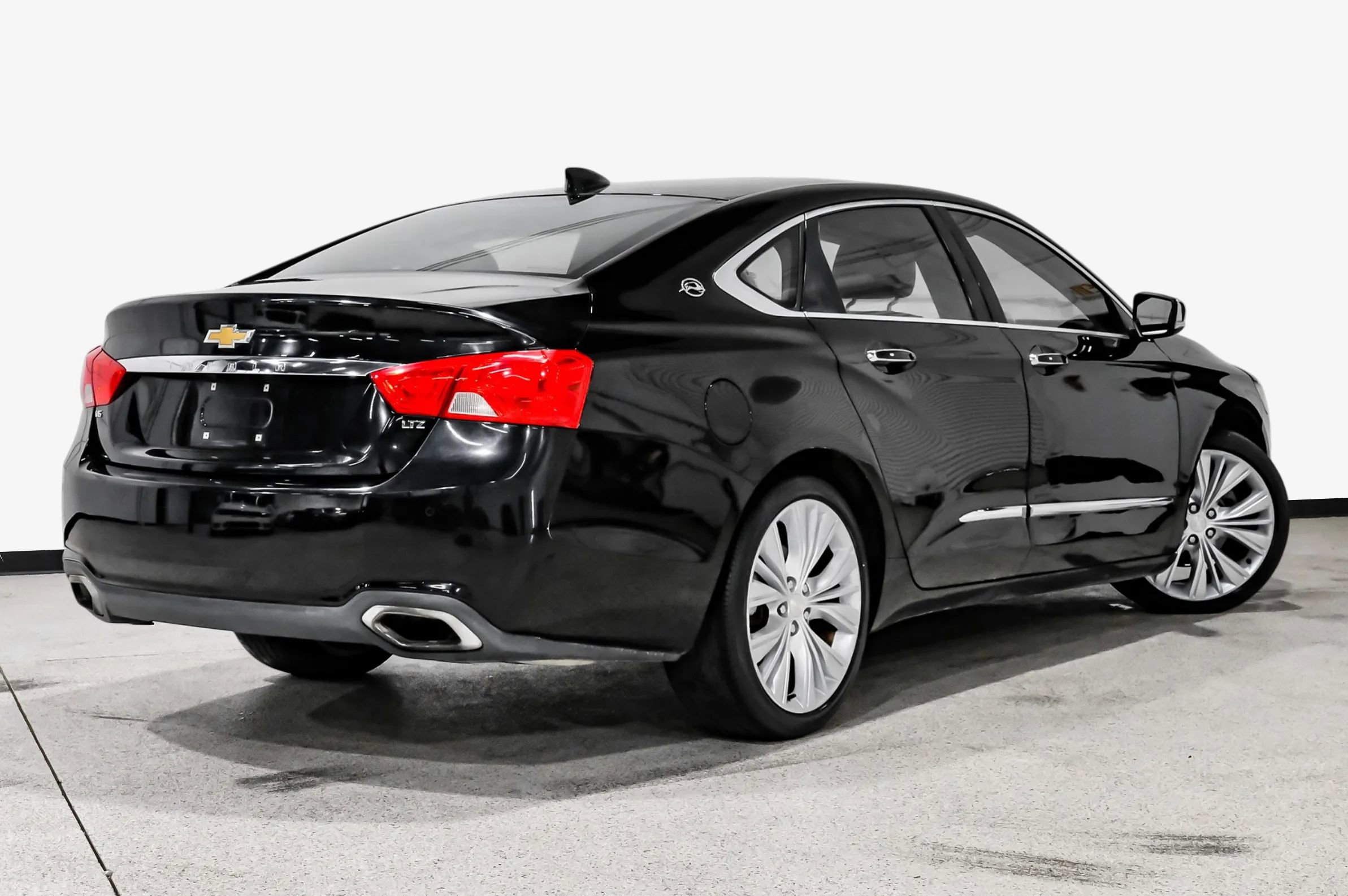 Used 2015 Chevrolet Impala LTZ image 6