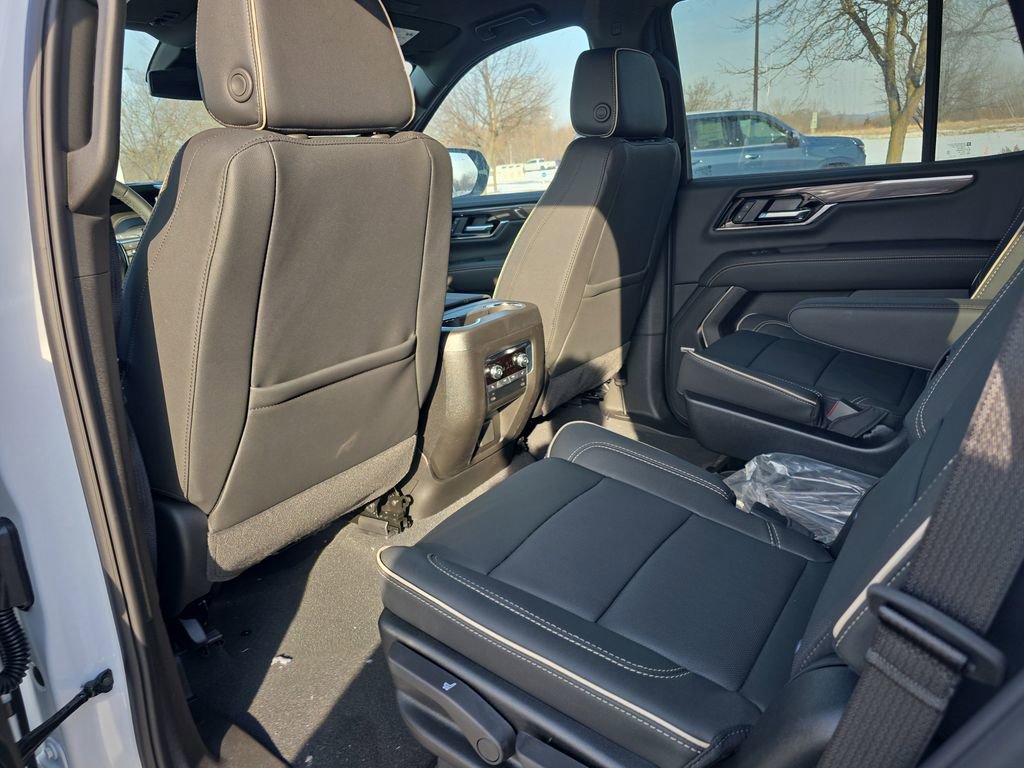 New 2026 GMC Yukon Elevation image 19