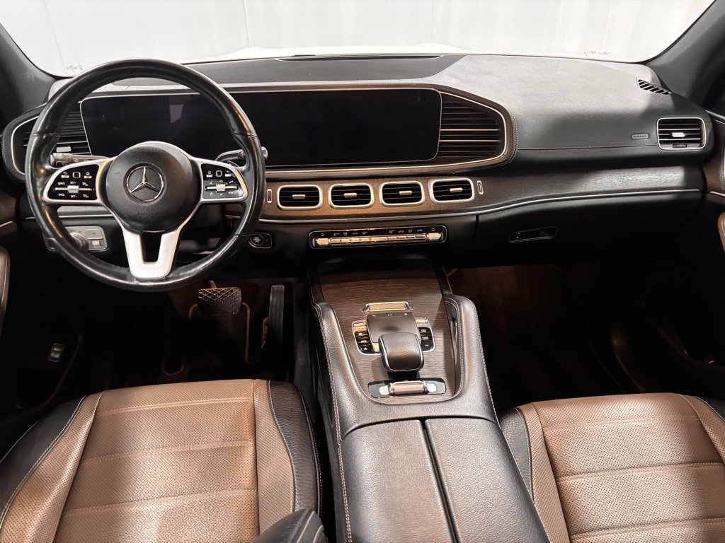 Used 2020 Mercedes-Benz GLS 450 4MATIC image 2