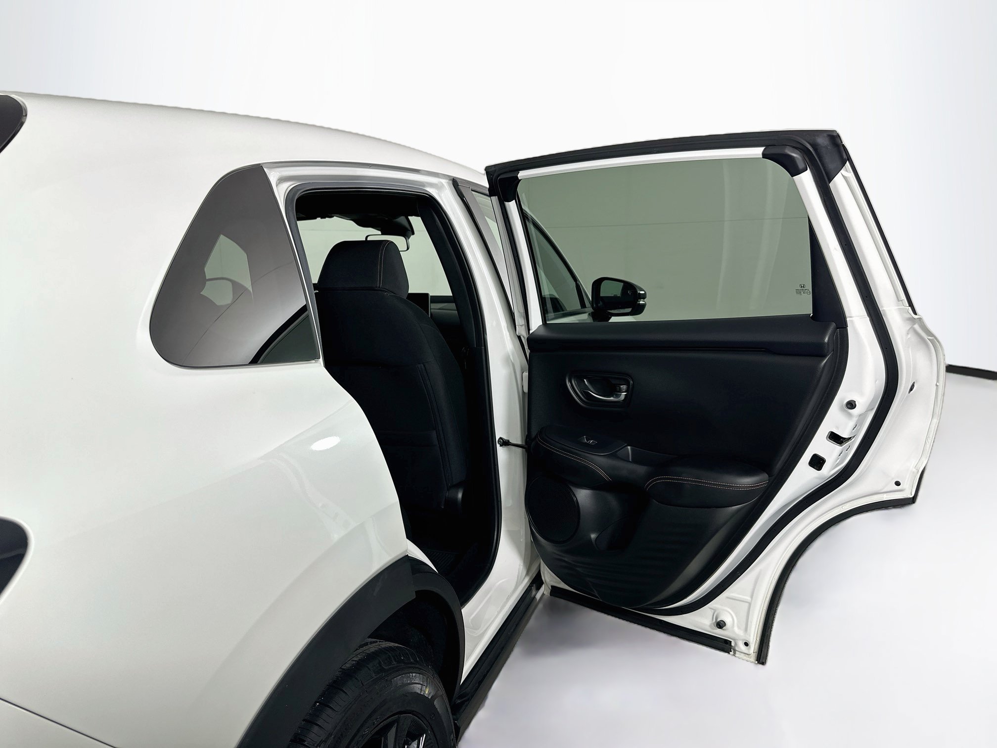 Used 2024 Honda HR-V Sport image 28