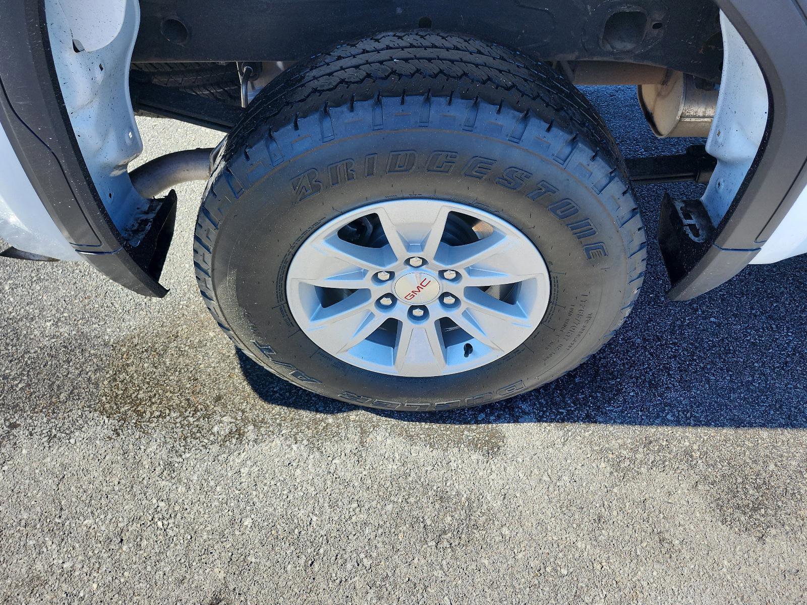 Used 2025 GMC Sierra 1500 Pro w/ Pro Value Package image 6